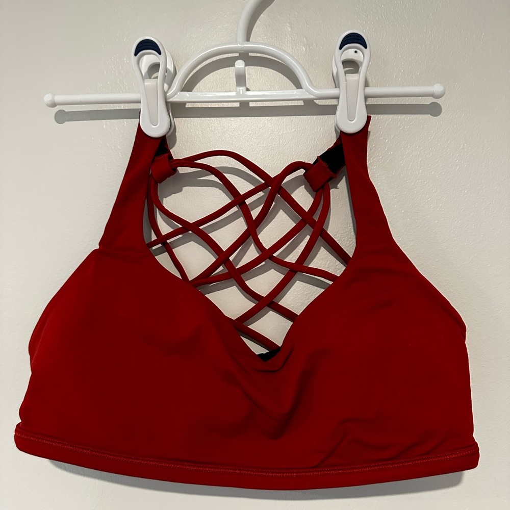 Lululemon Free To Be Wild Sports Bra